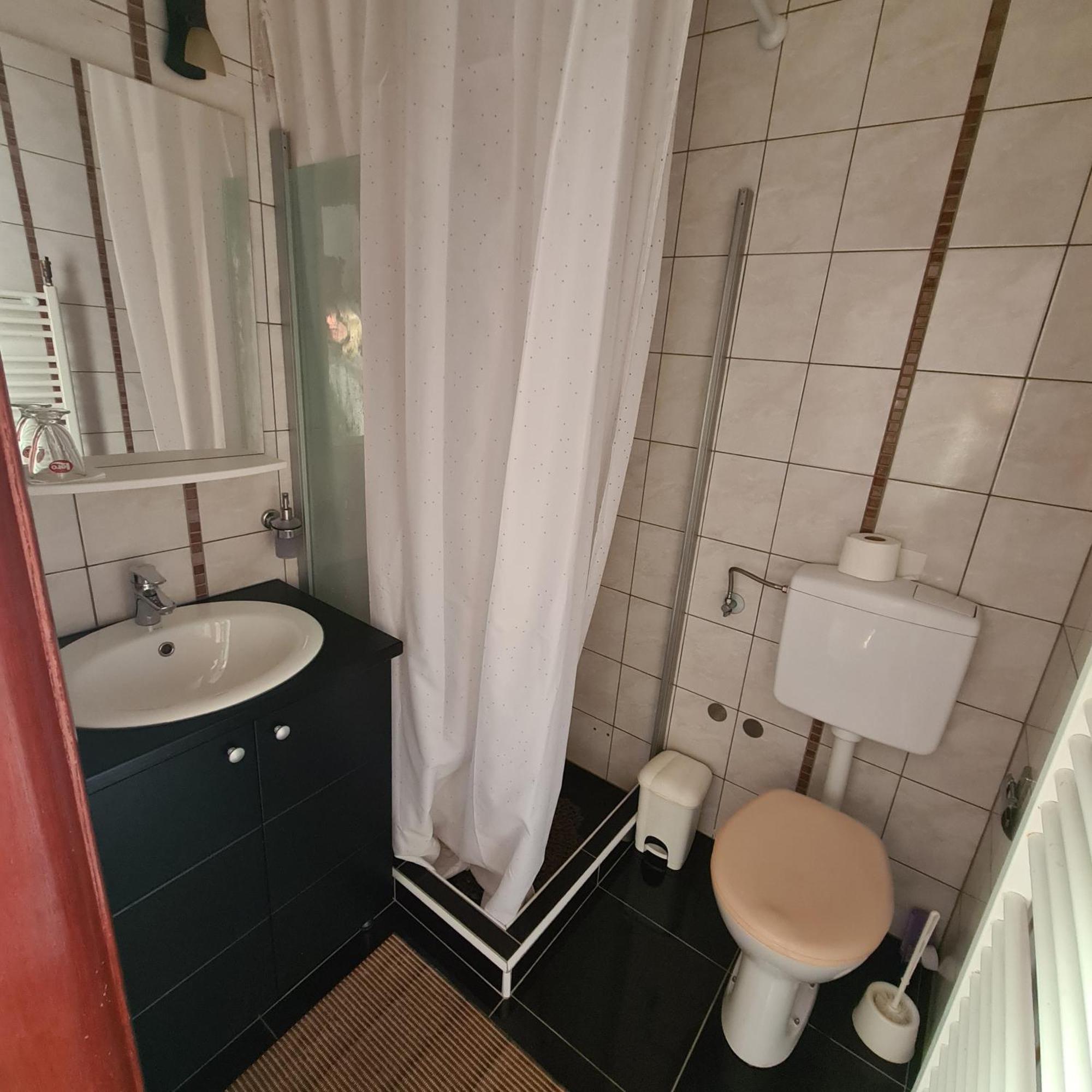 Guesthouse Kod Mosta Karlovac Exterior foto