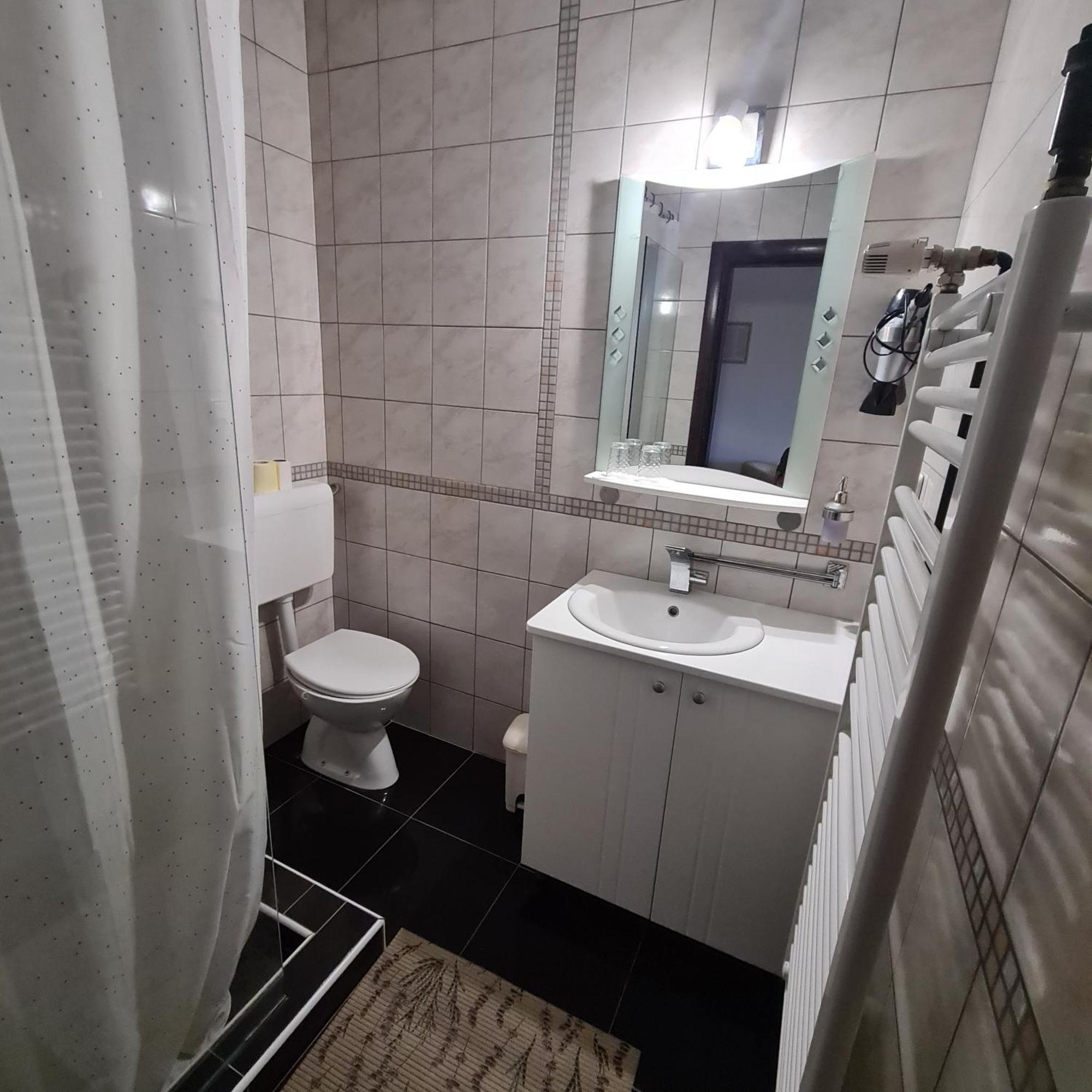 Guesthouse Kod Mosta Karlovac Exterior foto